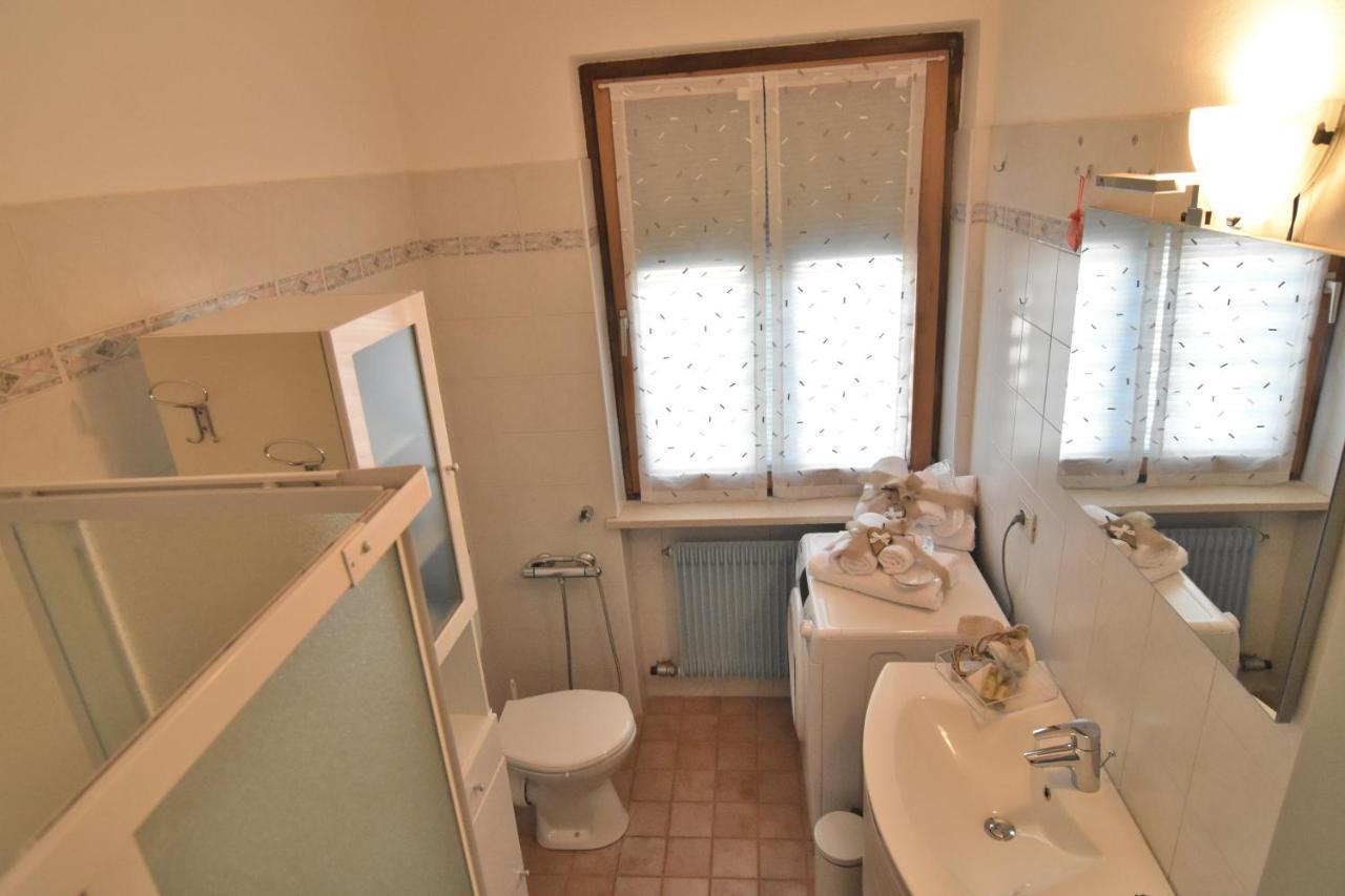 Appartamento Da Romina Con Parcheggio Gratuito Sanzeno Exterior photo